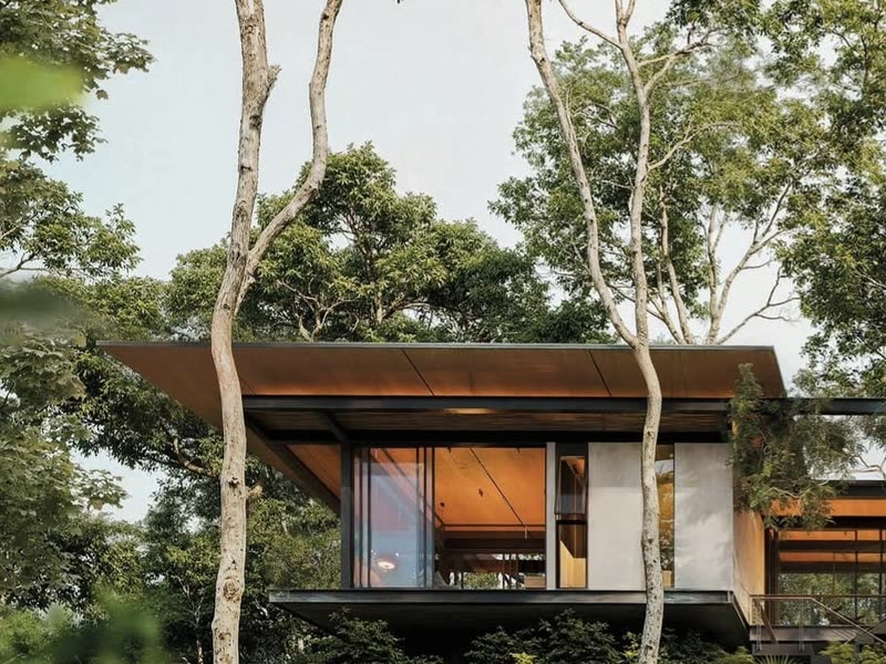 Casa modular implantada em lote de condomínio